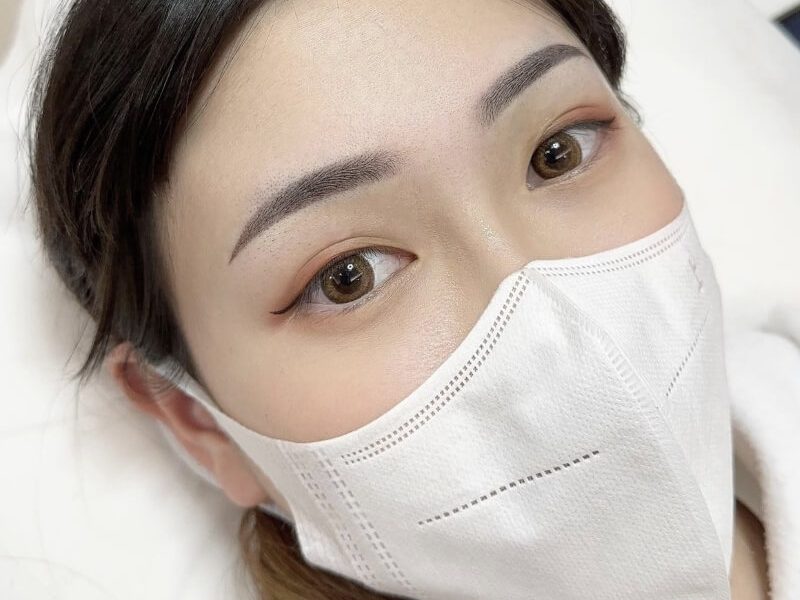 venus-eyebrow-ombre-240403-13